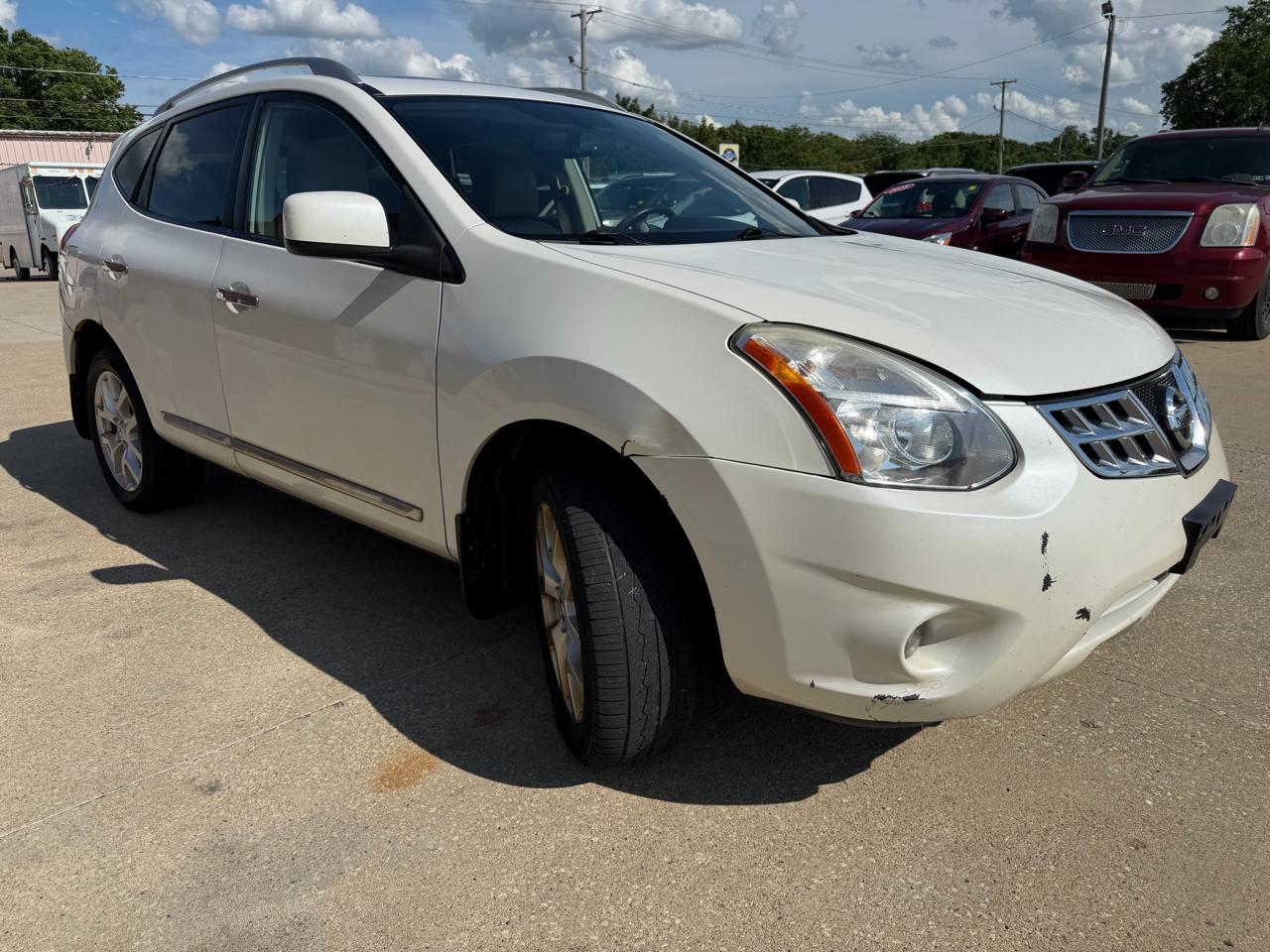 Nissan Rogue S AWD 2011
