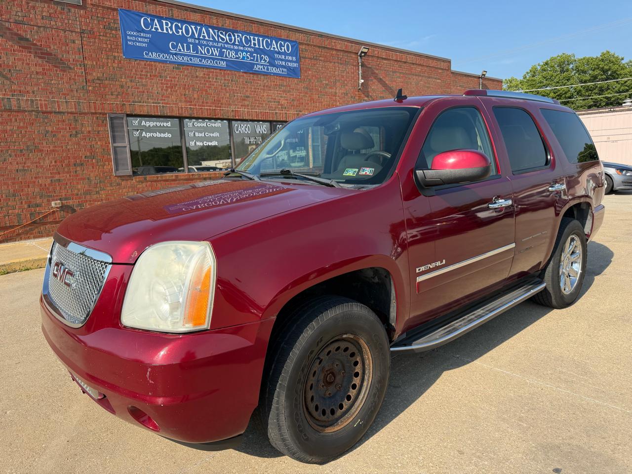 GMC Yukon Denali 4WD 2011