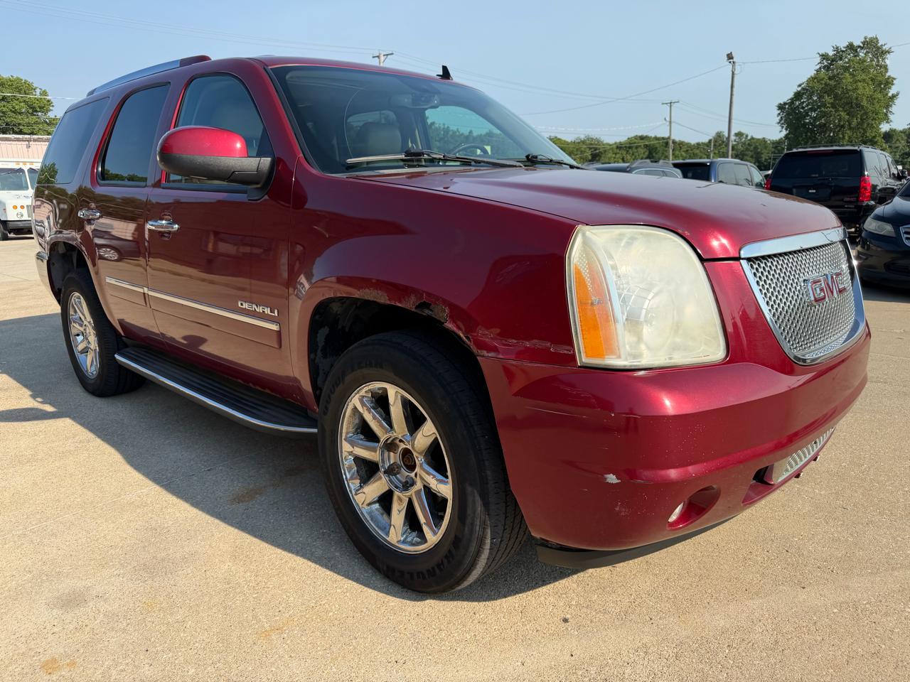 GMC Yukon Denali 4WD 2011