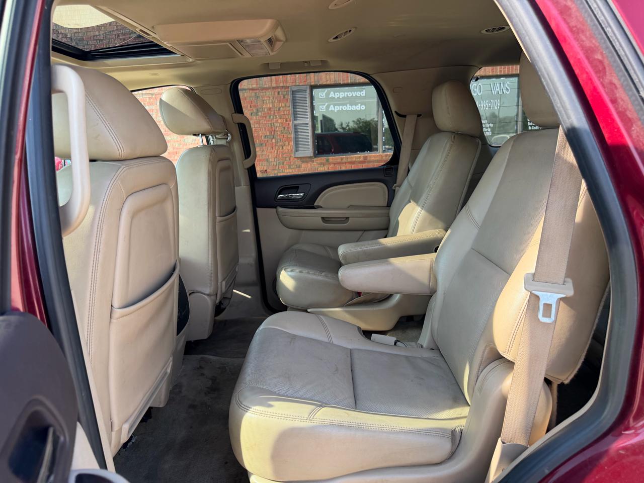 GMC Yukon Denali 4WD 2011