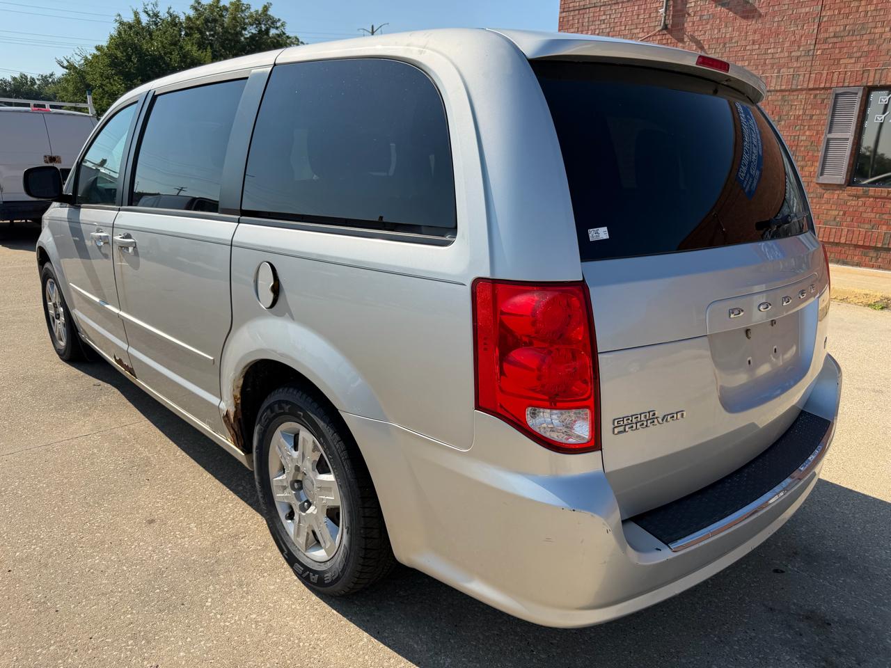 Dodge Grand Caravan Express 2011