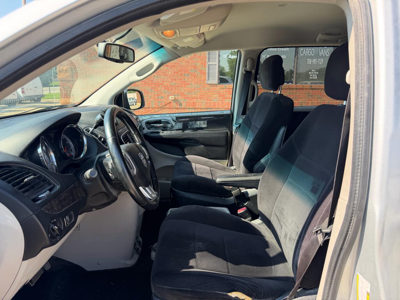 Dodge Grand Caravan Express 2011