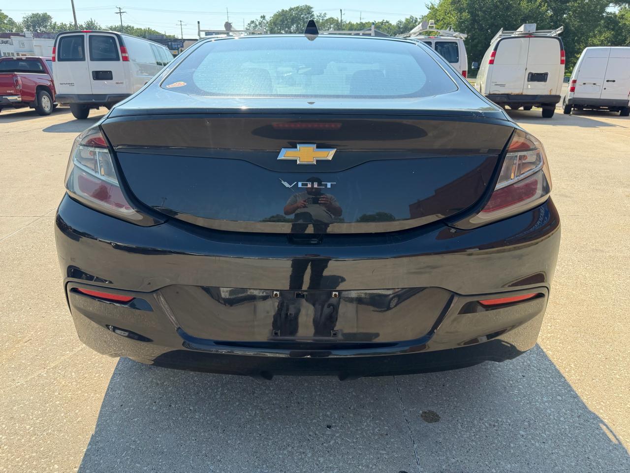 Chevrolet Volt LT w/ Standard Emission Package 2017