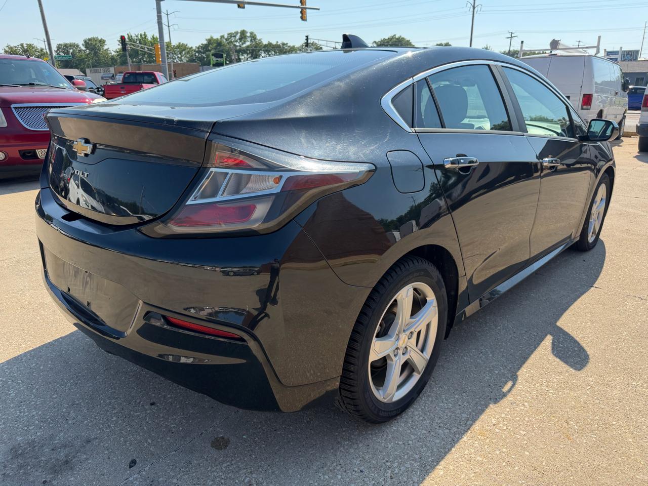 Chevrolet Volt LT w/ Standard Emission Package 2017