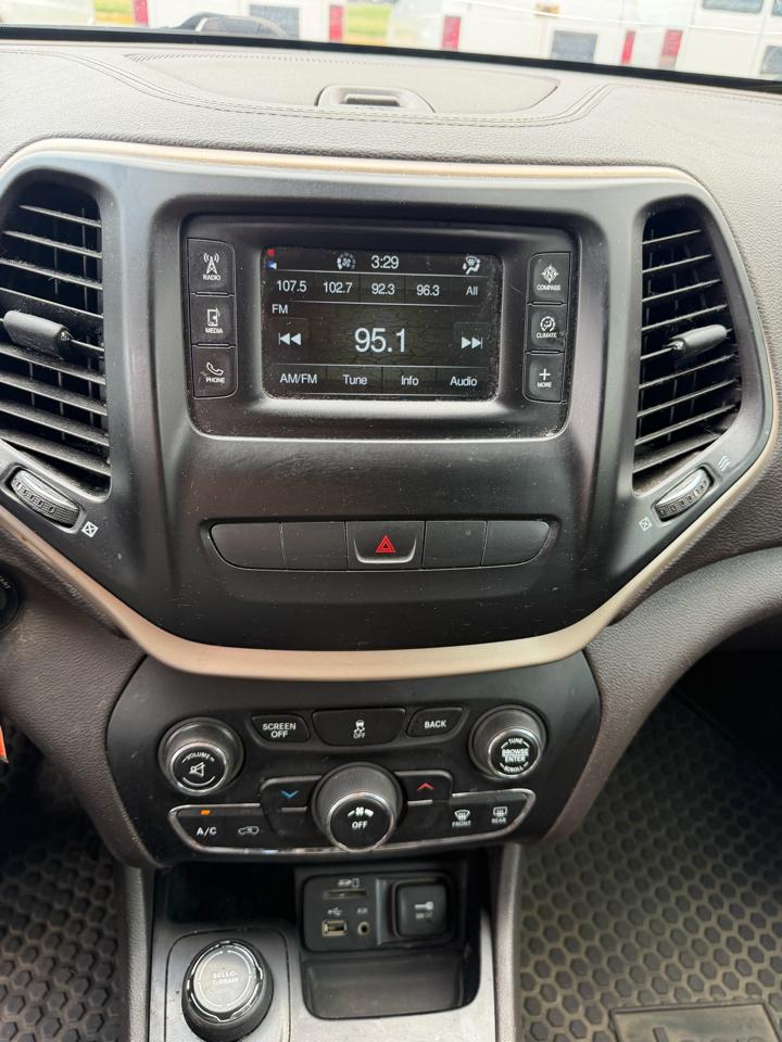 Jeep Cherokee Latitude 4WD 2014