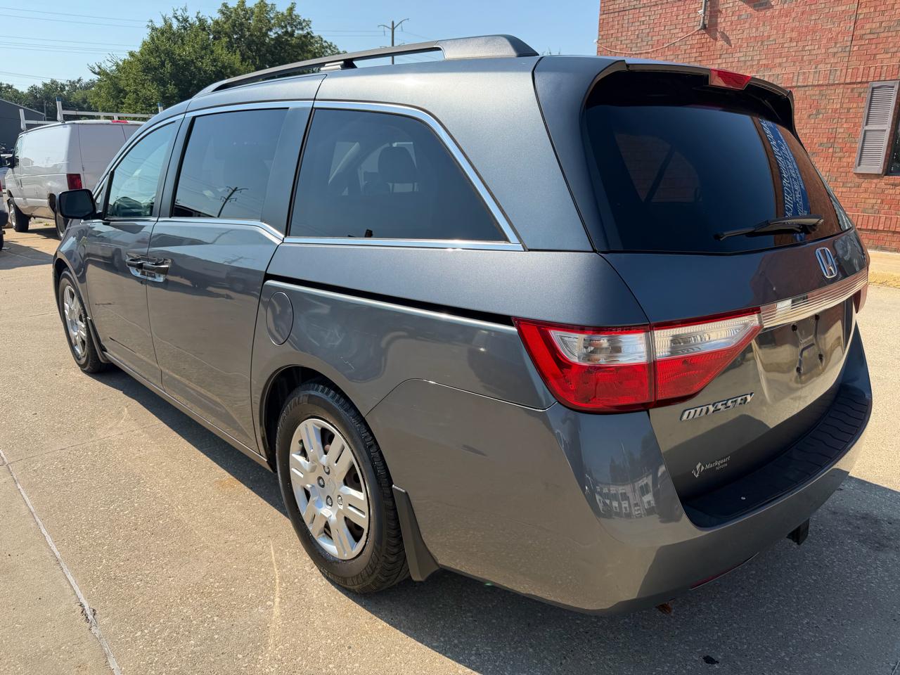 Honda Odyssey LX 2011