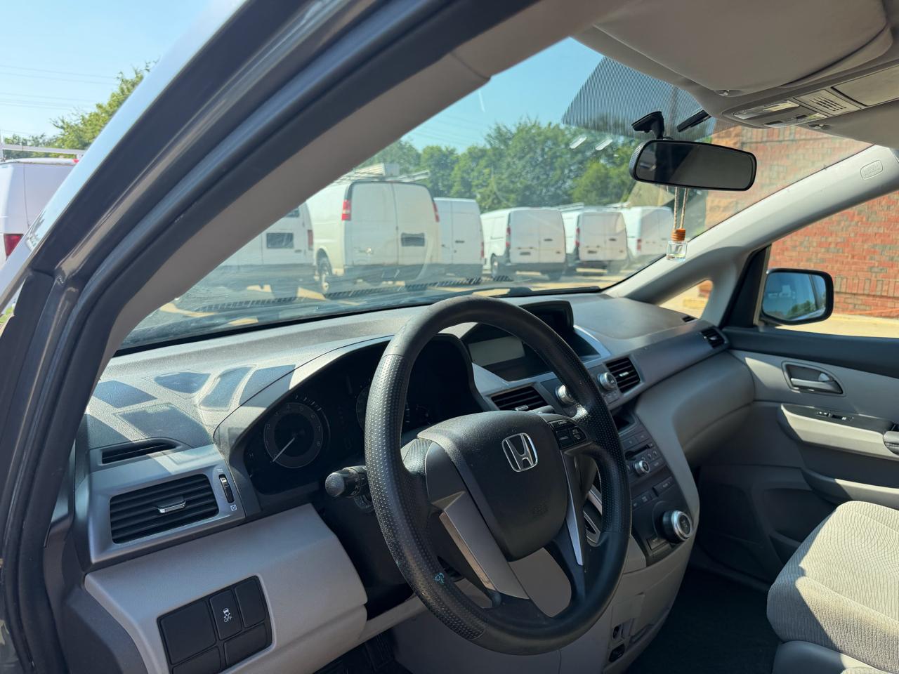 Honda Odyssey LX 2011