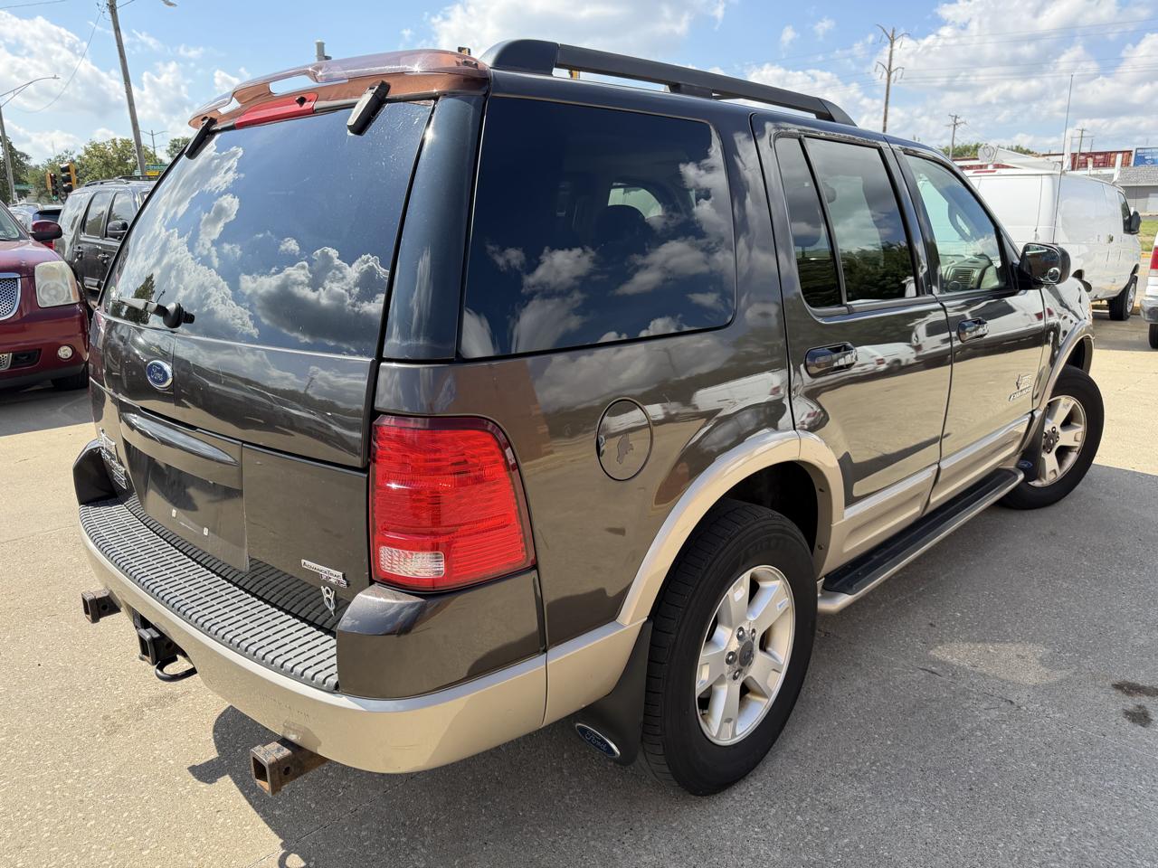 Ford Explorer Eddie Bauer 4.6L 4WD 2005