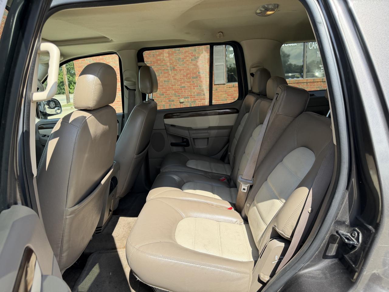 Ford Explorer Eddie Bauer 4.6L 4WD 2005