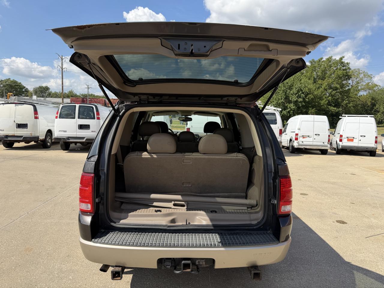 Ford Explorer Eddie Bauer 4.6L 4WD 2005
