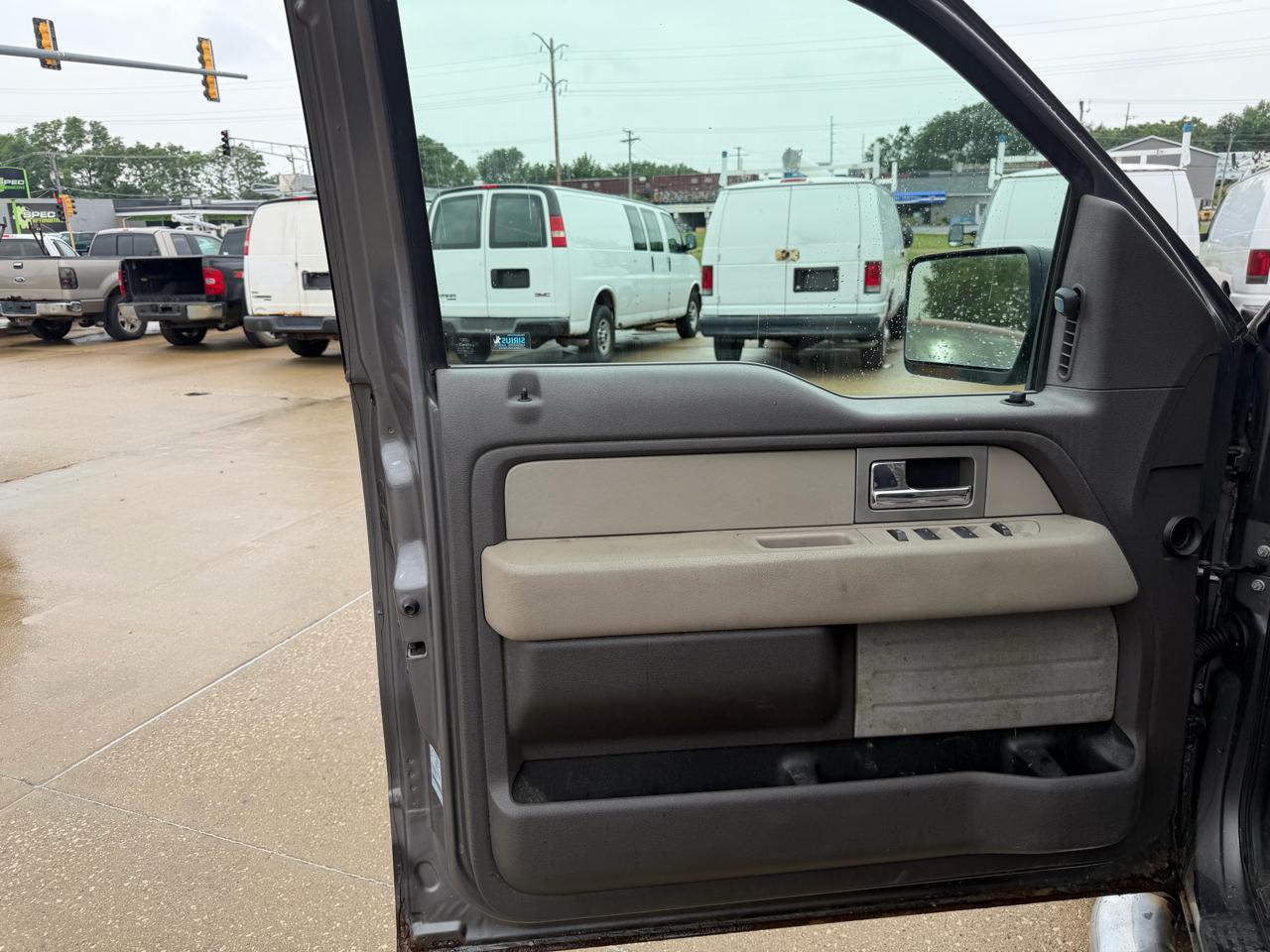 Ford F-150 XL SuperCab 6.5-ft. Bed 4WD 2009
