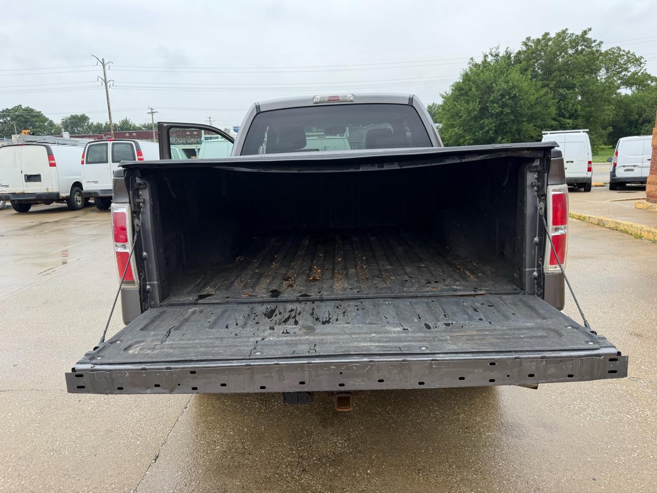 Ford F-150 XL SuperCab 6.5-ft. Bed 4WD 2009