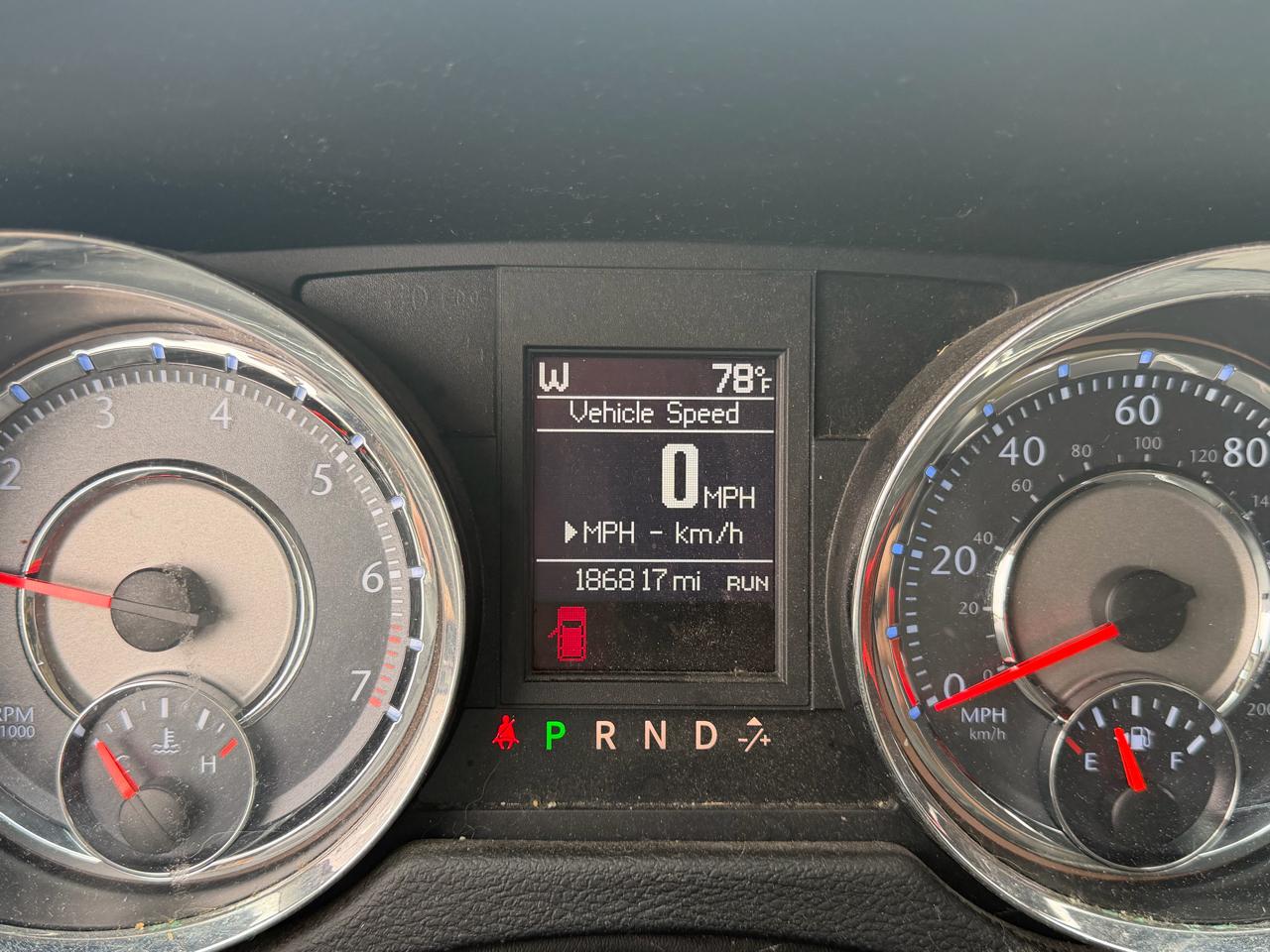 Chrysler Town & Country Touring-L 2013