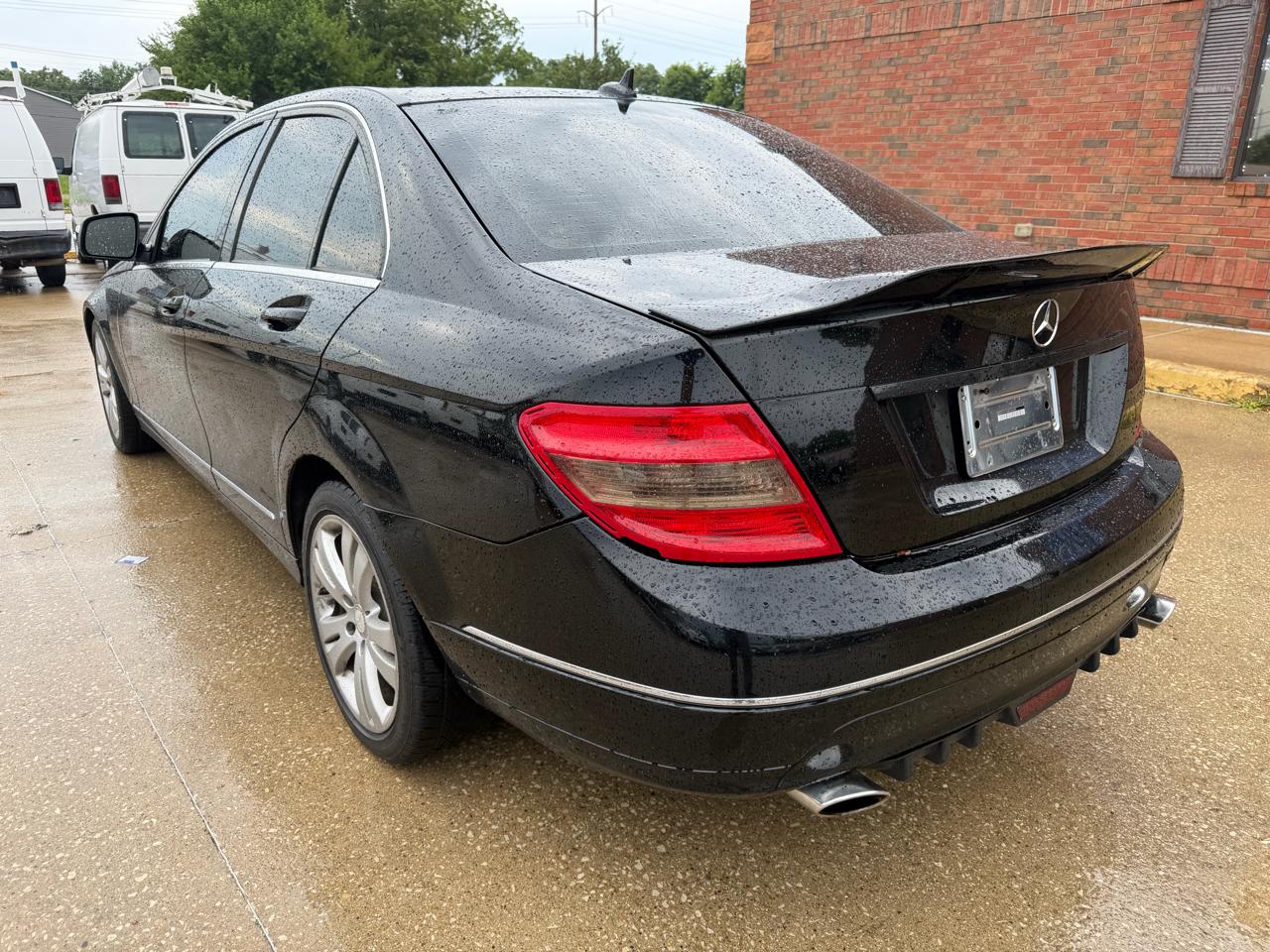 Mercedes-Benz C-Class C300 4MATIC Luxury Sedan 2009