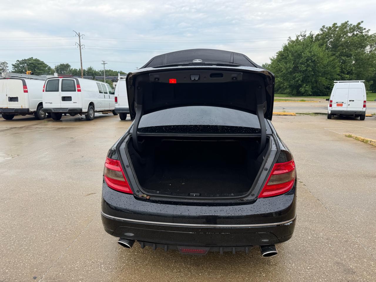 Mercedes-Benz C-Class C300 4MATIC Luxury Sedan 2009