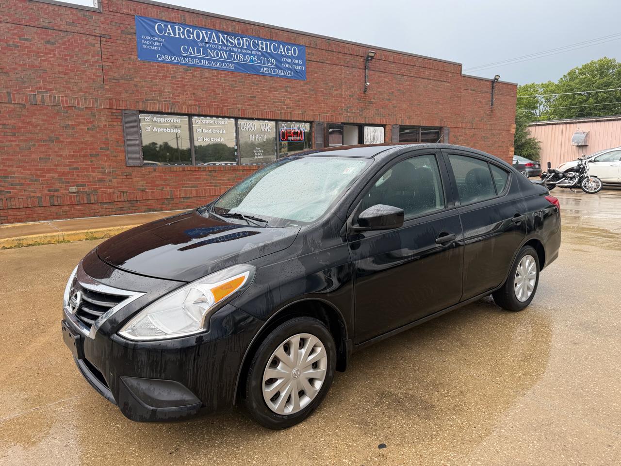 2018 Nissan Versa 1.6 S 5M