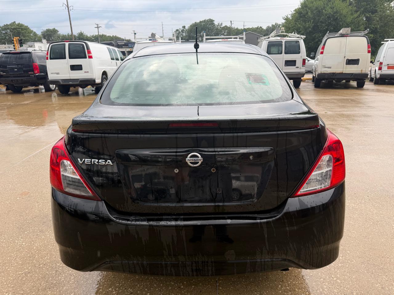 Nissan Versa 1.6 S 5M 2018