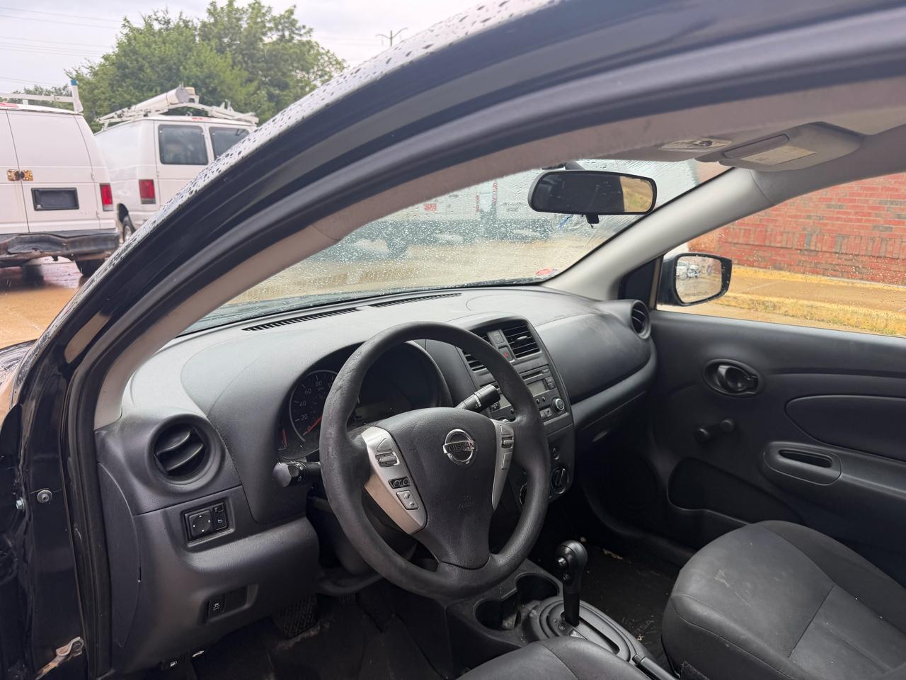 Nissan Versa 1.6 S 5M 2018
