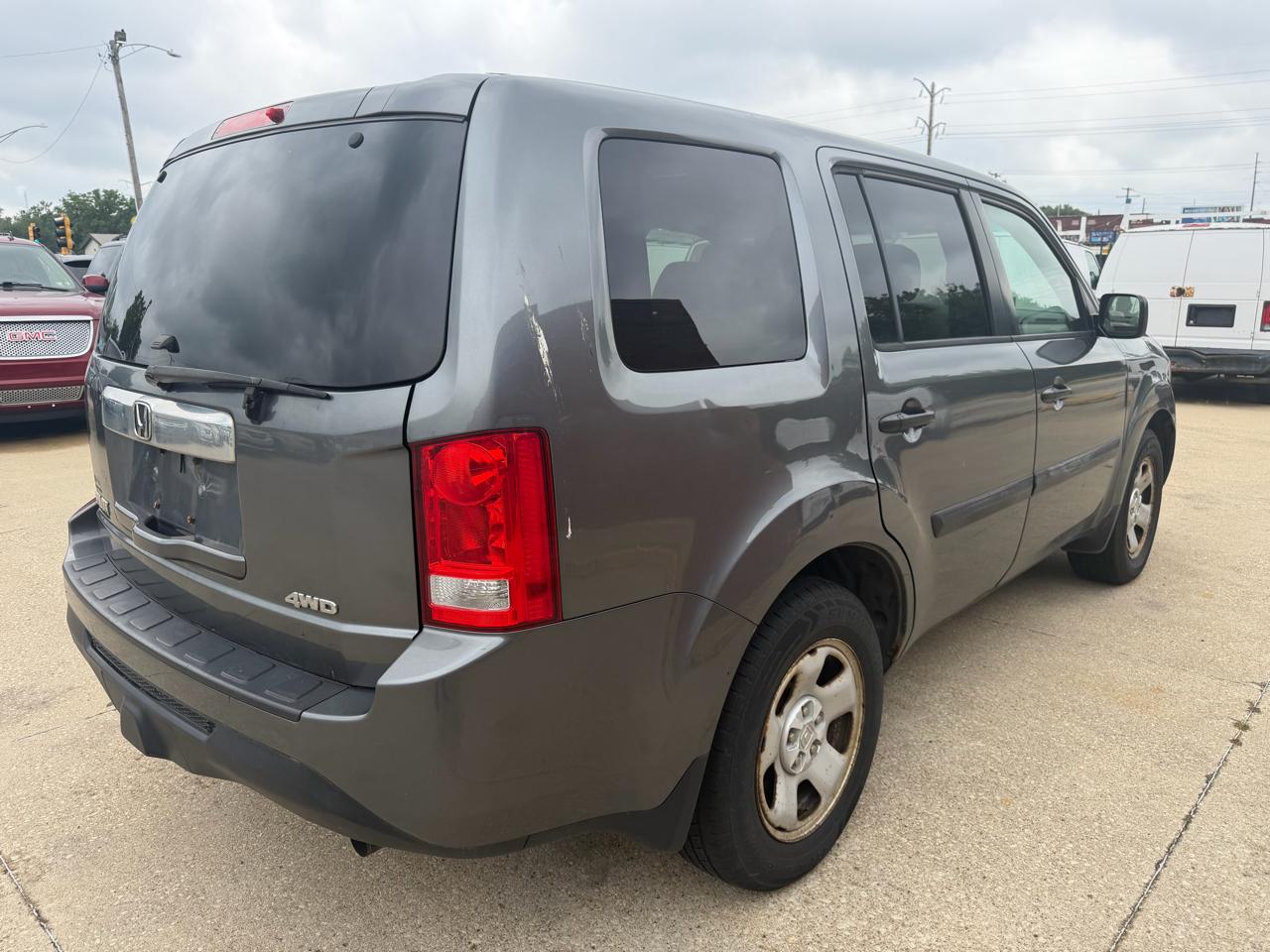 Honda Pilot LX 4WD 5-Spd AT 2012
