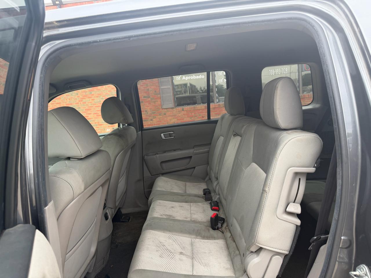 Honda Pilot LX 4WD 5-Spd AT 2012
