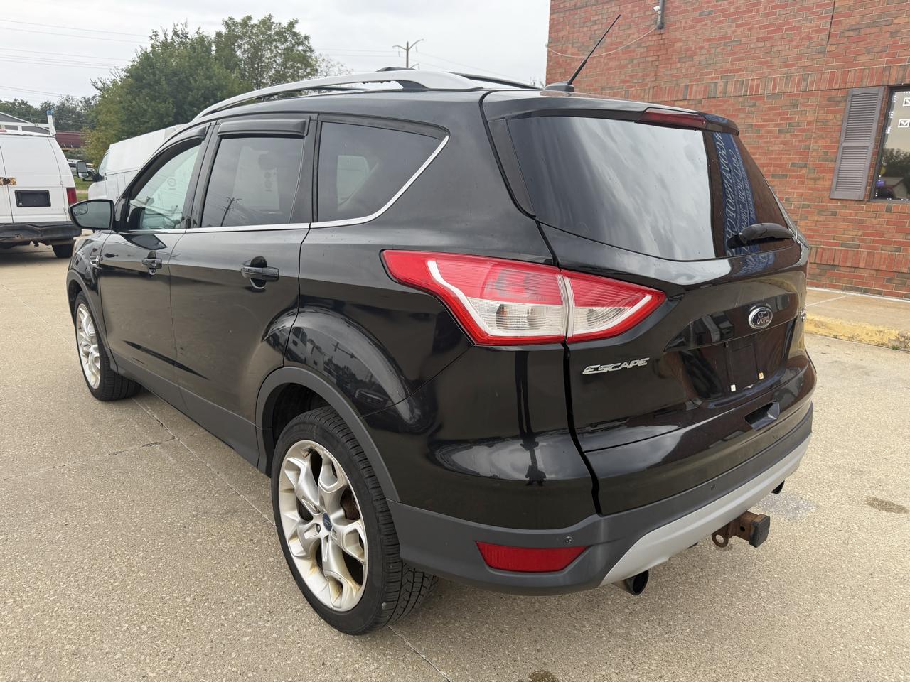 Ford Escape Titanium 4WD 2013