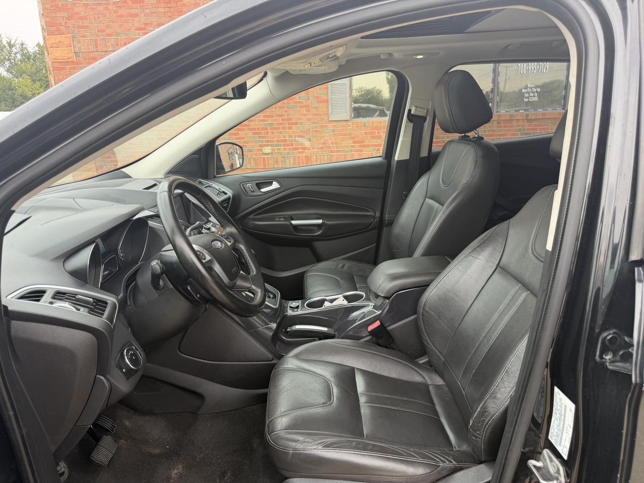 Ford Escape Titanium 4WD 2013