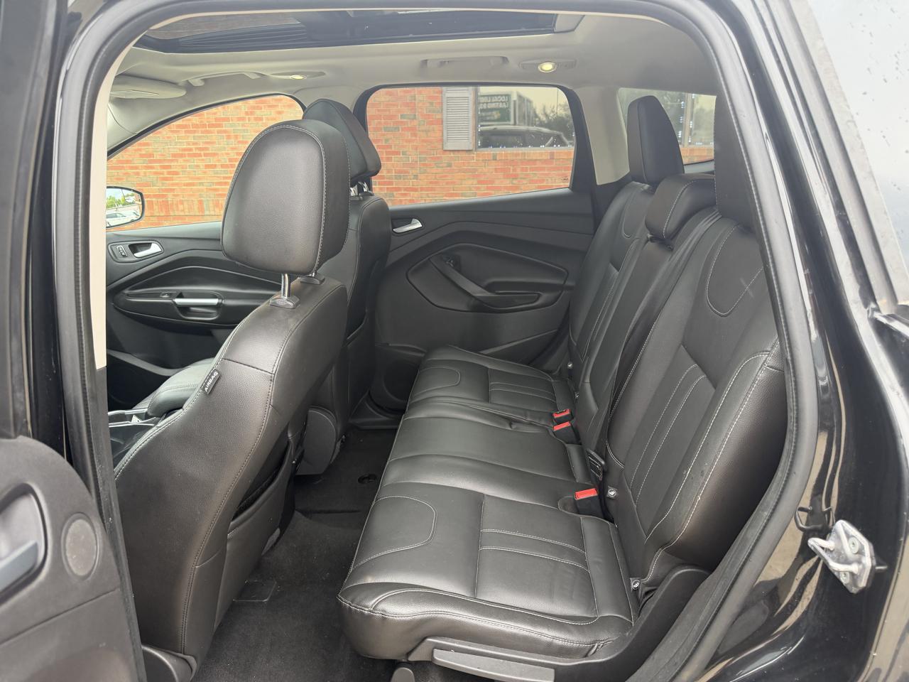 Ford Escape Titanium 4WD 2013