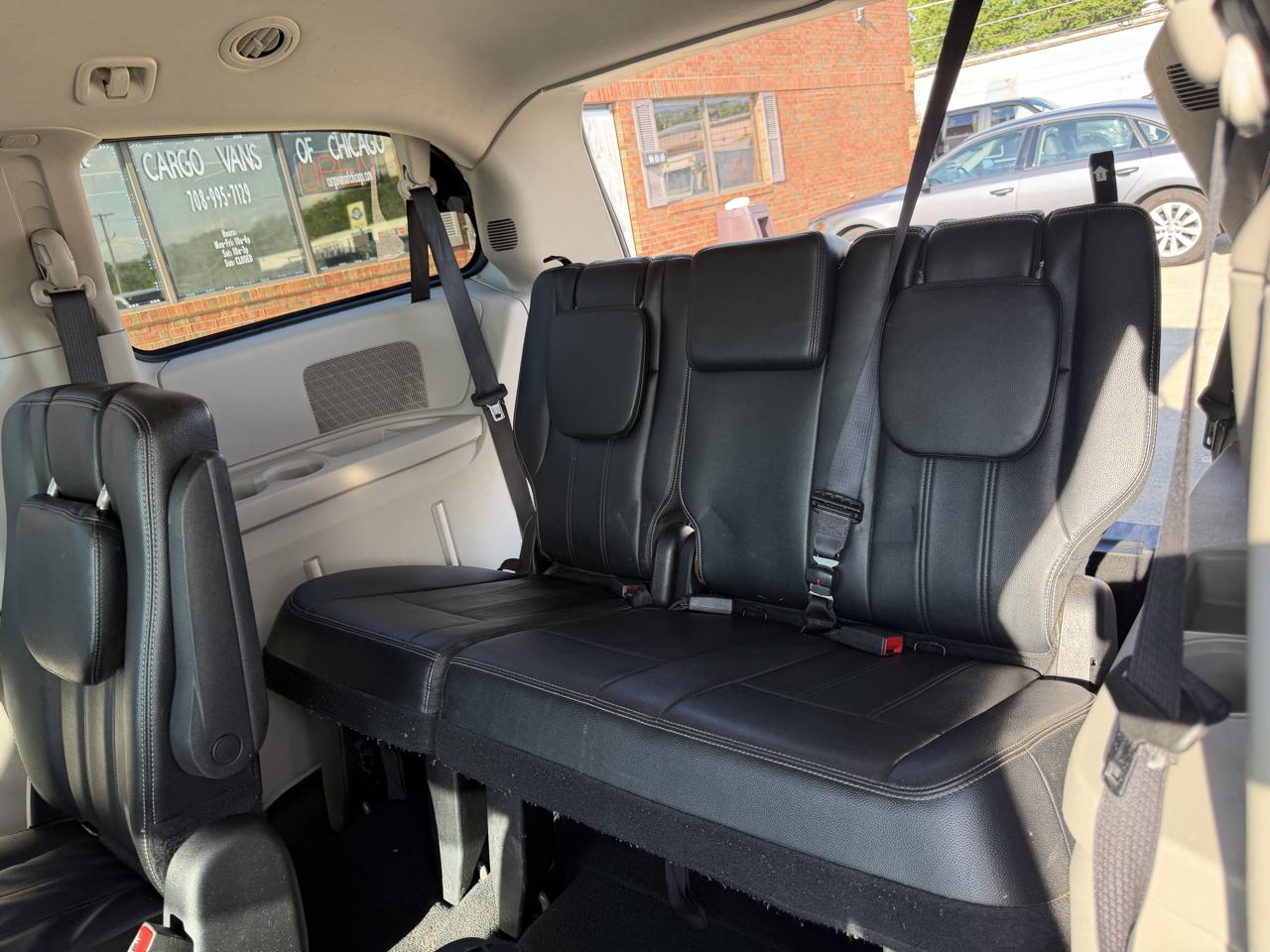 Chrysler Town & Country Touring 2016
