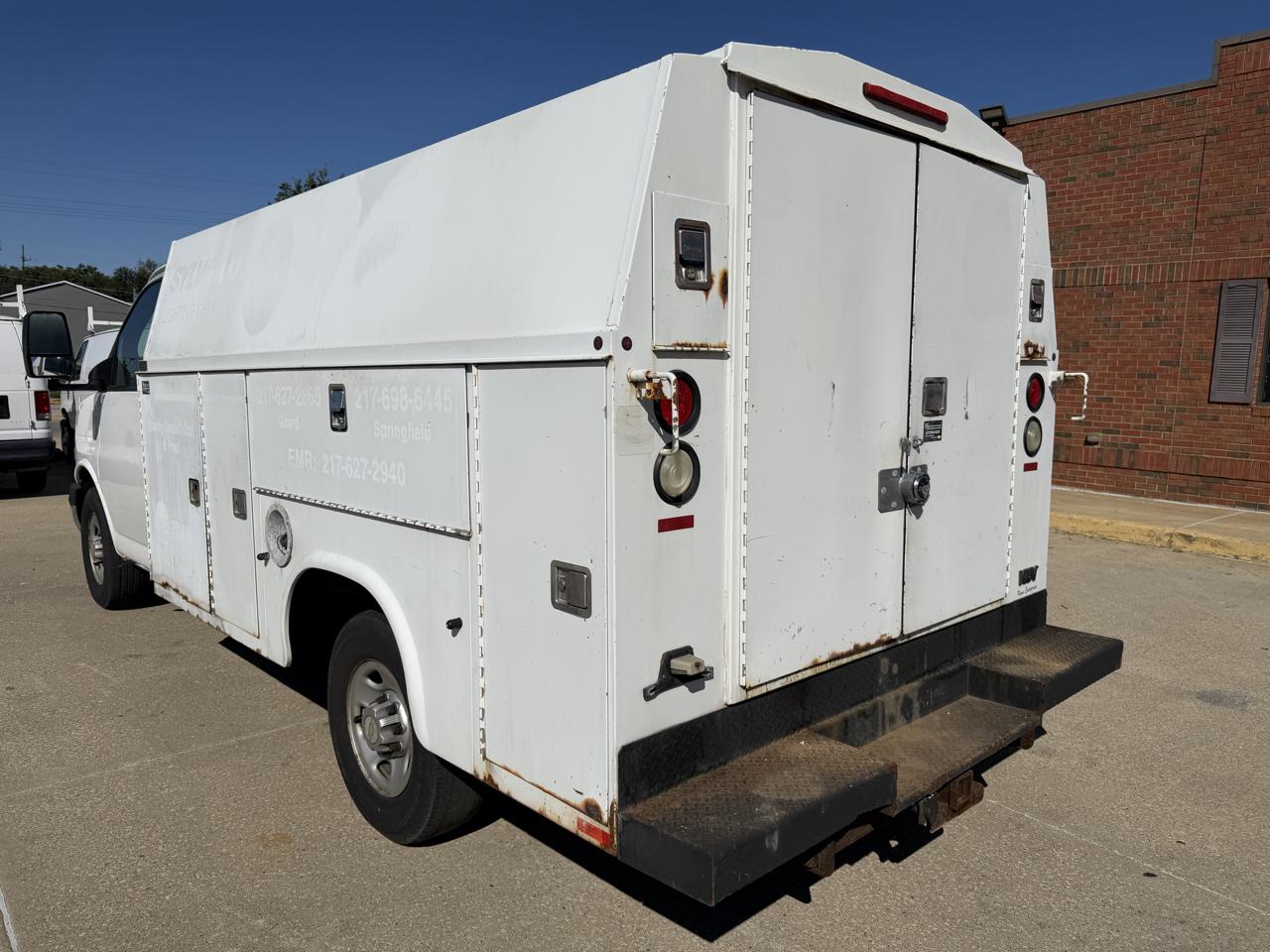 Chevrolet Express G3500 2011