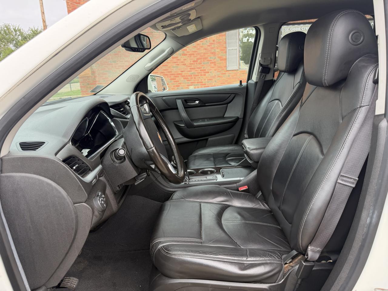 Chevrolet Traverse 2LT FWD 2015