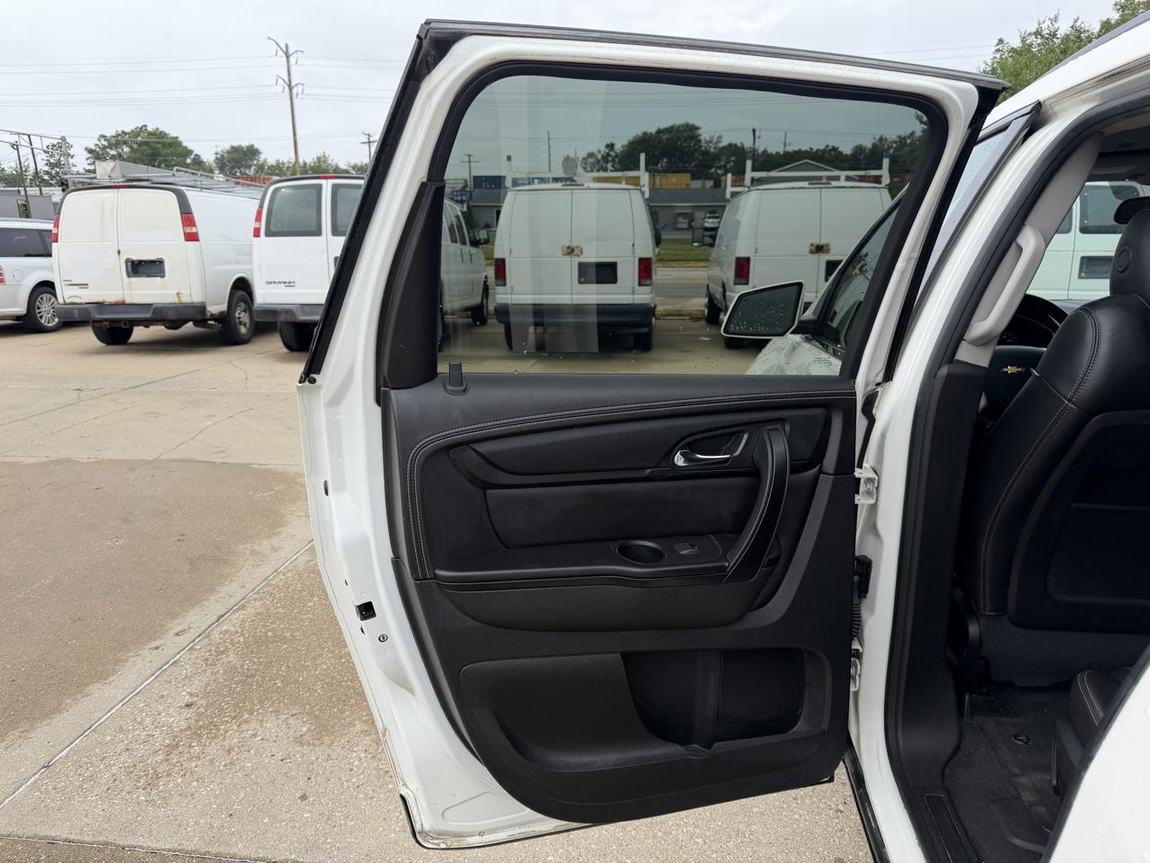 Chevrolet Traverse 2LT FWD 2015