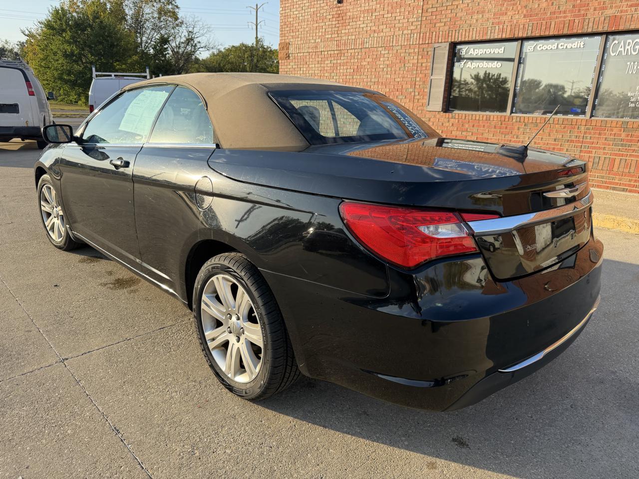 Chrysler 200 Touring Convertible 2011
