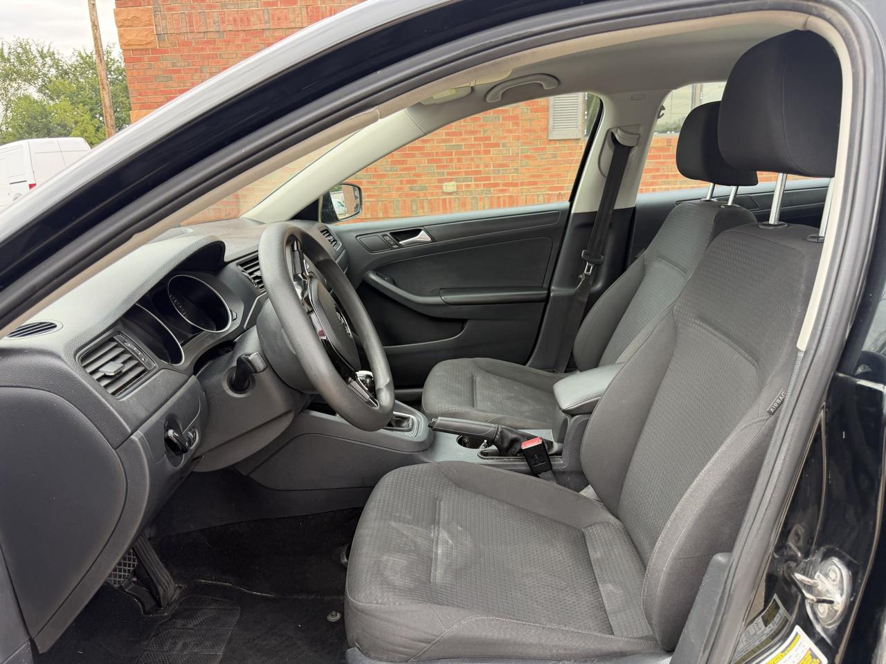 Volkswagen Jetta S 6A 2015