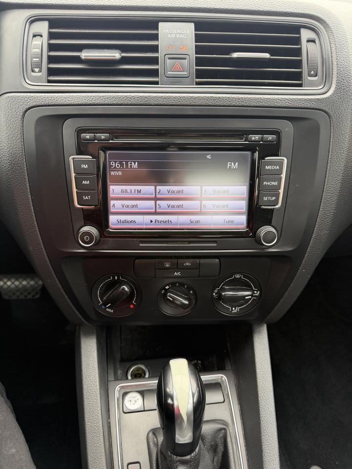 Volkswagen Jetta S 6A 2015