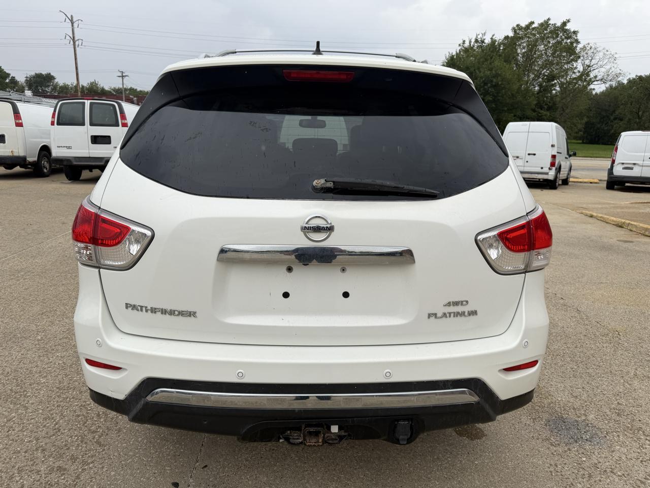 Nissan Pathfinder S 4WD 2013