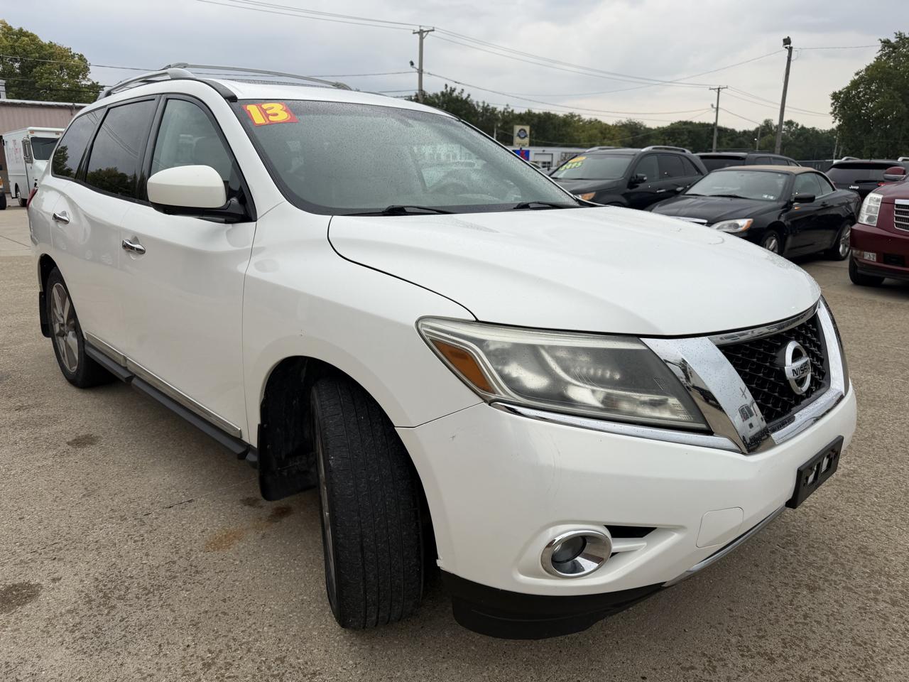 Nissan Pathfinder S 4WD 2013