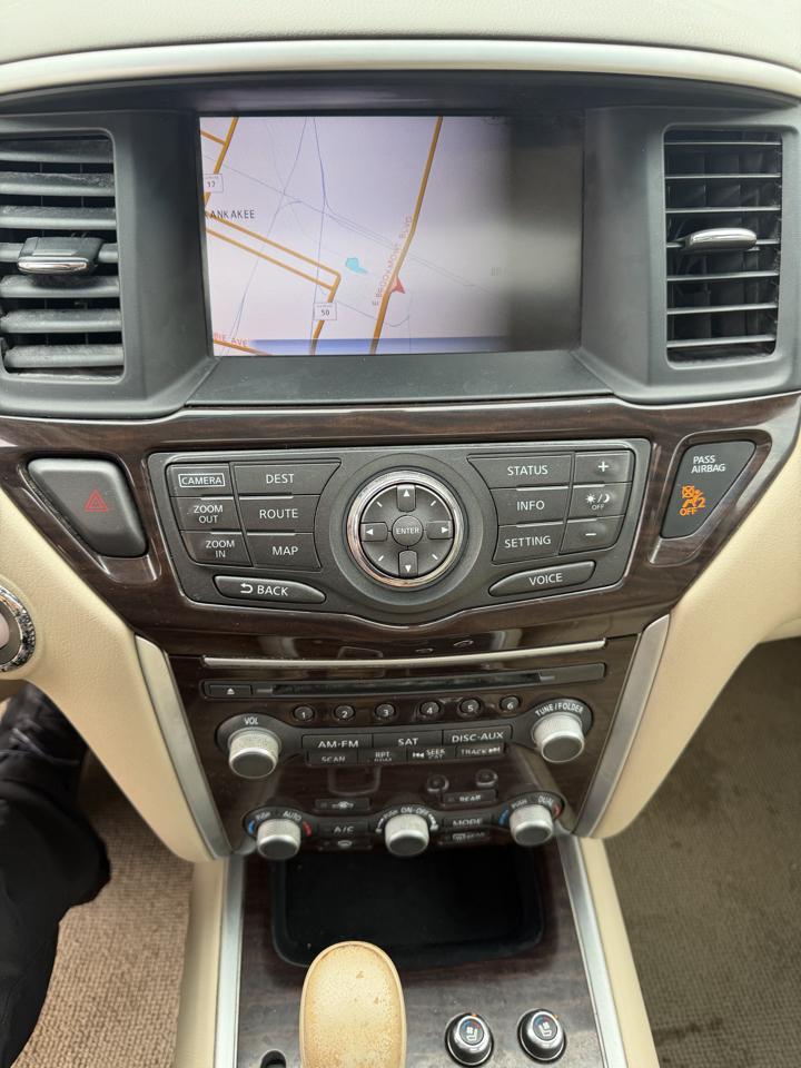 Nissan Pathfinder S 4WD 2013