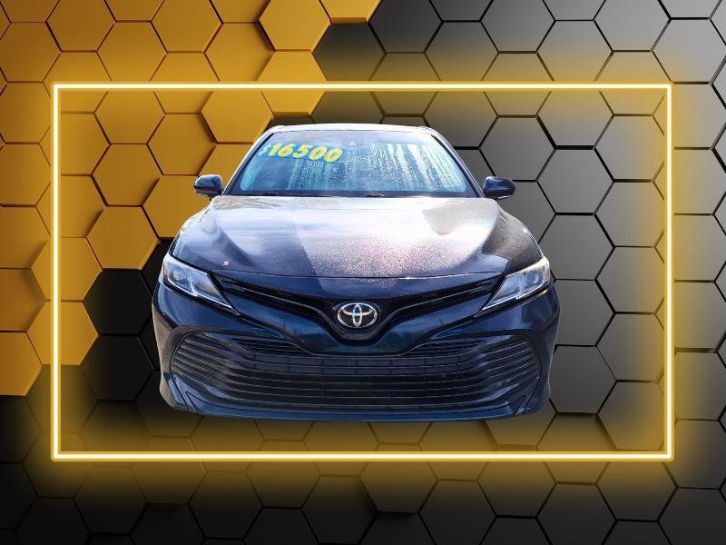 Toyota Camry  2018