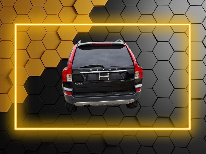 Volvo XC90  2012
