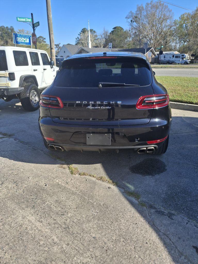Porsche Macan  2015
