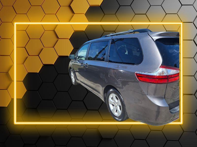 Toyota Sienna  2015