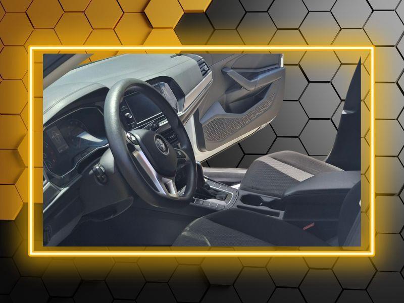 Volkswagen Jetta  2019