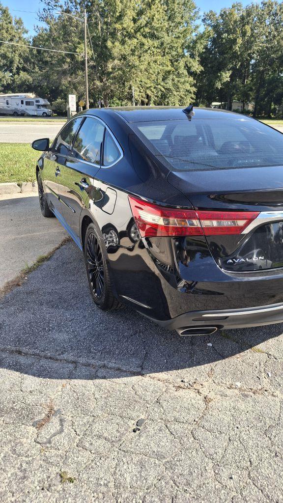 Toyota Avalon  2016