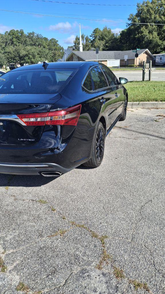 Toyota Avalon  2016
