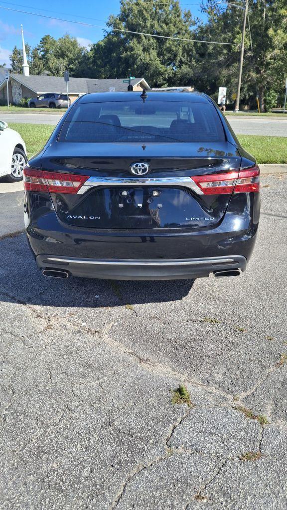 Toyota Avalon  2016