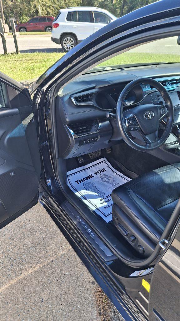 Toyota Avalon  2016