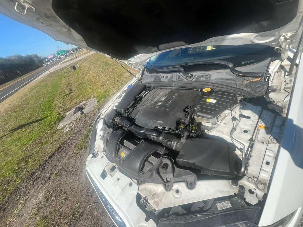 Jaguar XF-Series XF 3.0L V6 SC 2013