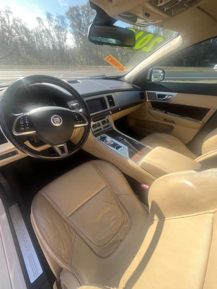 Jaguar XF-Series XF 3.0L V6 SC 2013