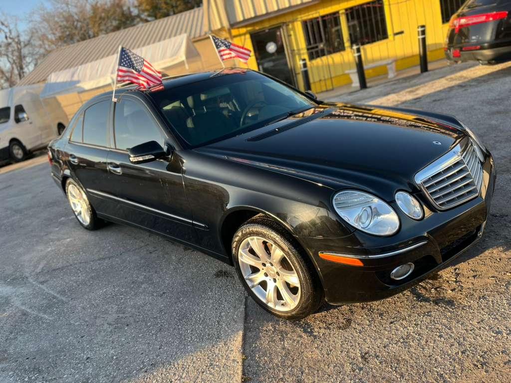 Mercedes-Benz E-Class E350 Luxury Sedan 2009