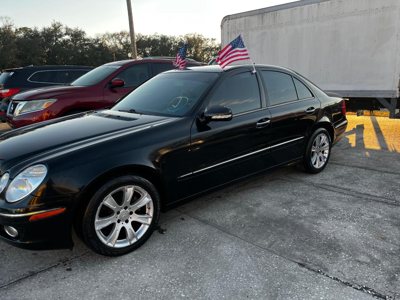 Mercedes-Benz E-Class E350 Luxury Sedan 2009